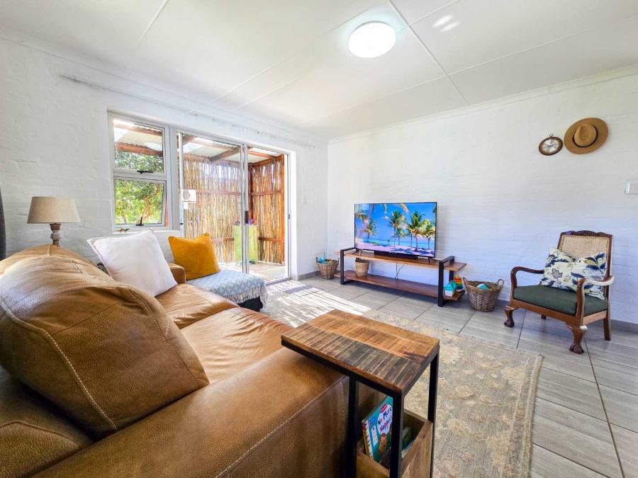 2 Bedroom Property for Sale in Stilbaai Wes Western Cape